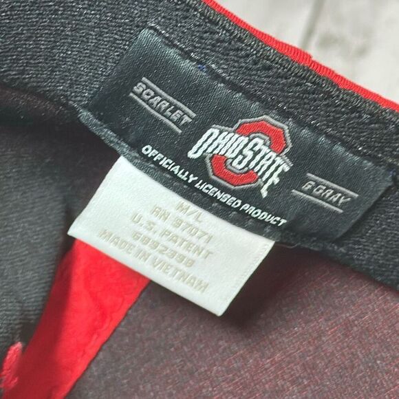 Ohio State Buckeyes NCAA Scarlet & Gray Heathered Pepper M/L Flexfit Cap - Picture 6 of 8
